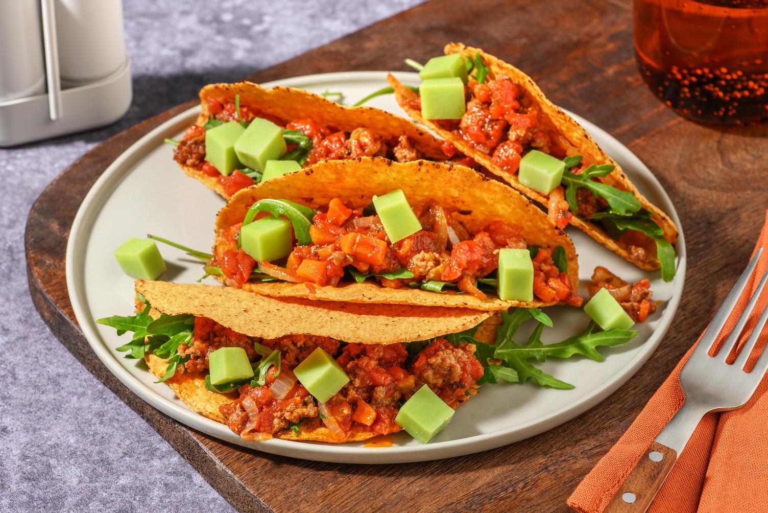 Fusion taco's met bolognesevulling en pestokaas