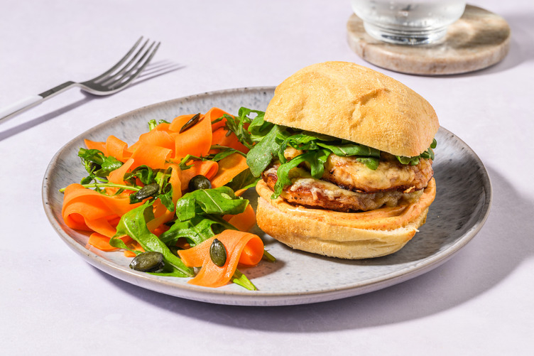 El Bocadillo: lomo a las hierbas con queso fundido