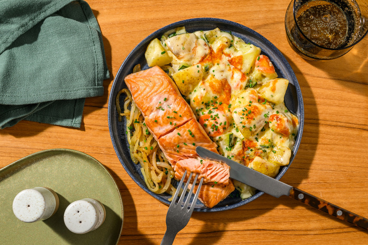 Zalm met cheesy groentegratin