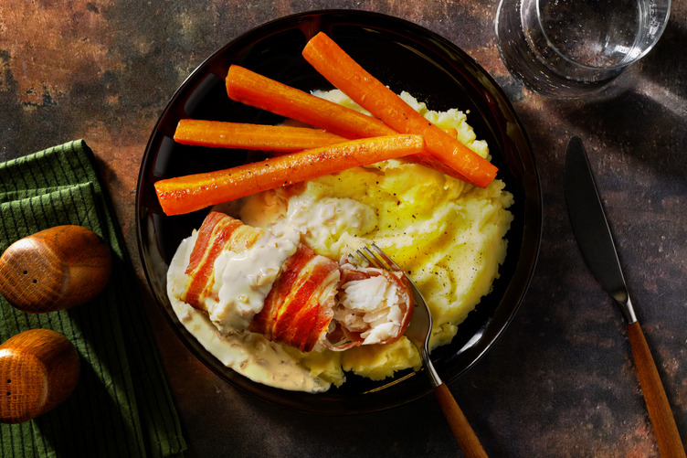 Cabillaud en habit de lard & sa purée au thym