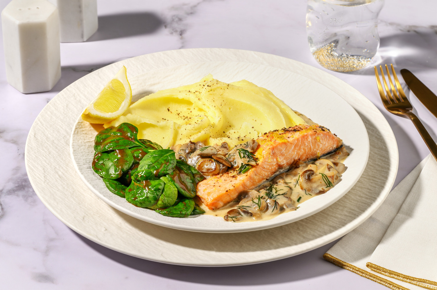 Pavé de saumon citronné & purée onctueuse