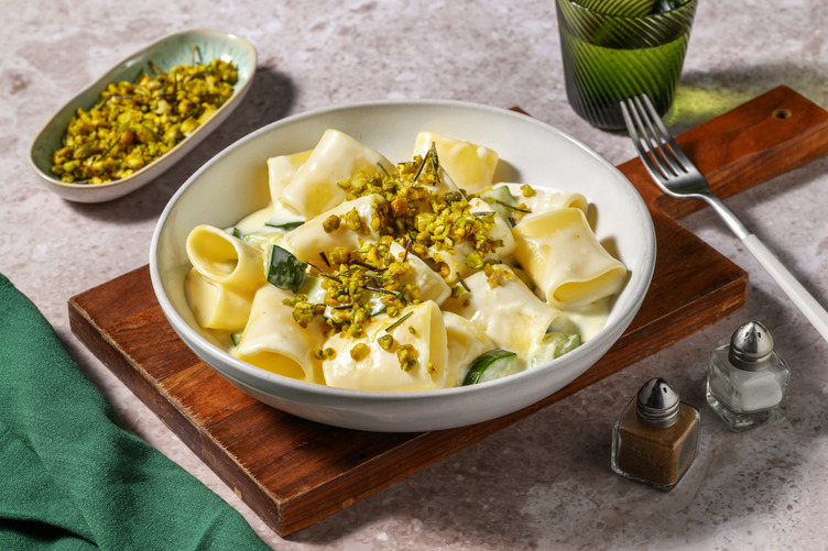 Paccheri mit Pinienkern-Gremolata