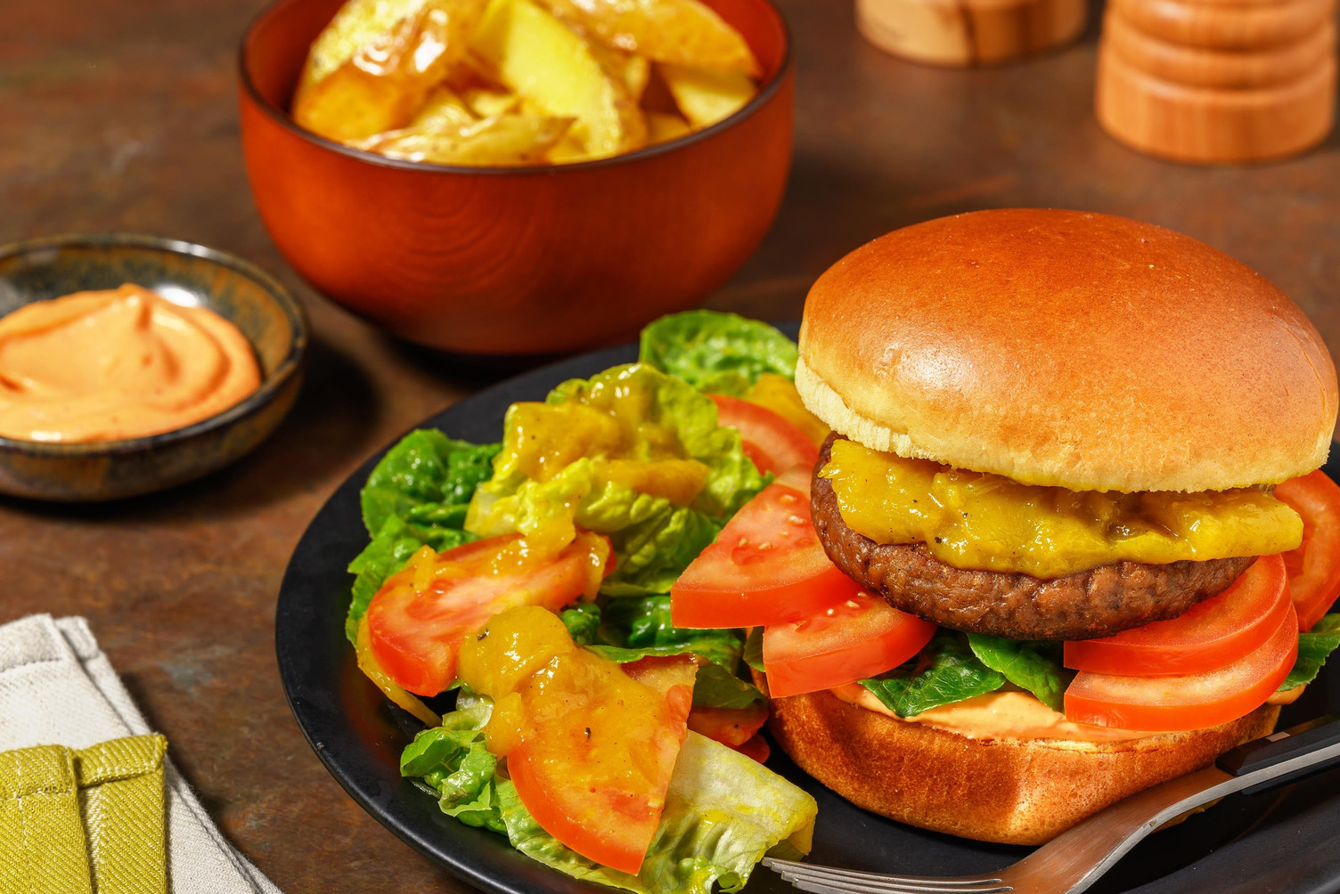 Bio-Rinderhackfleisch Mumbai Burger mit Mango-Chutney