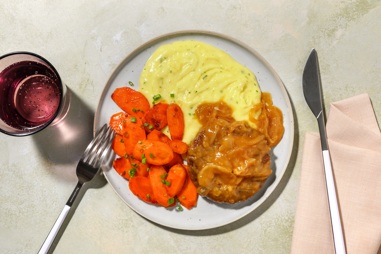 Vegane Frikadelle mit Kartoffelstampf