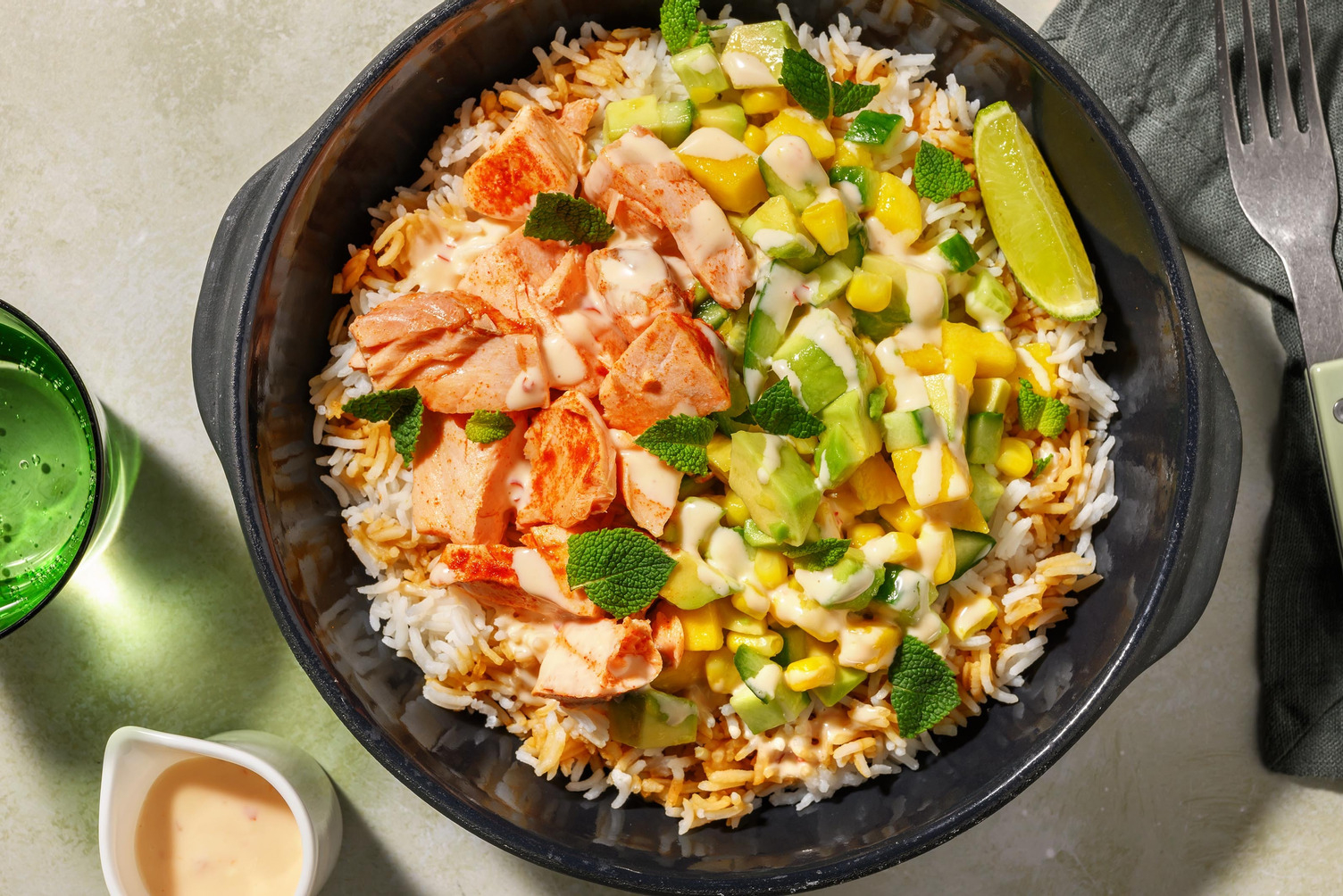 Poké bowl au saumon fumé