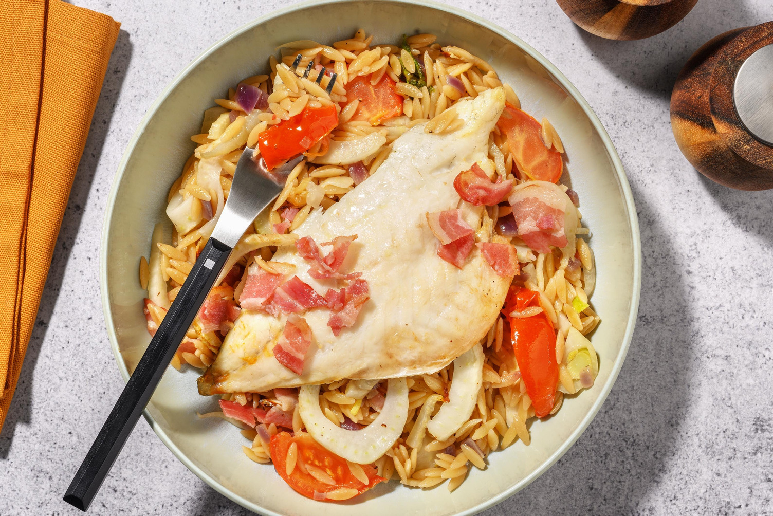 Heekfilet met spekjes en venkel