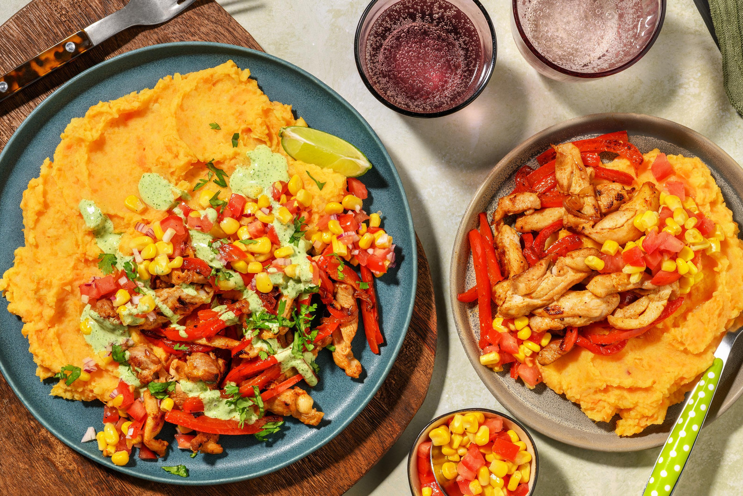 Kip met zoete-aardappelpuree en mais-salsa