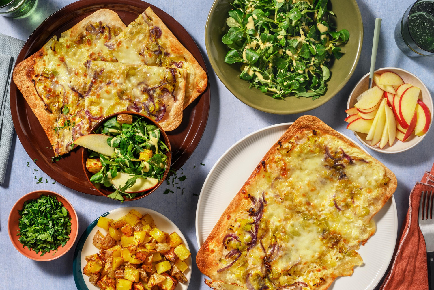 Flammkuchen met kleine salade