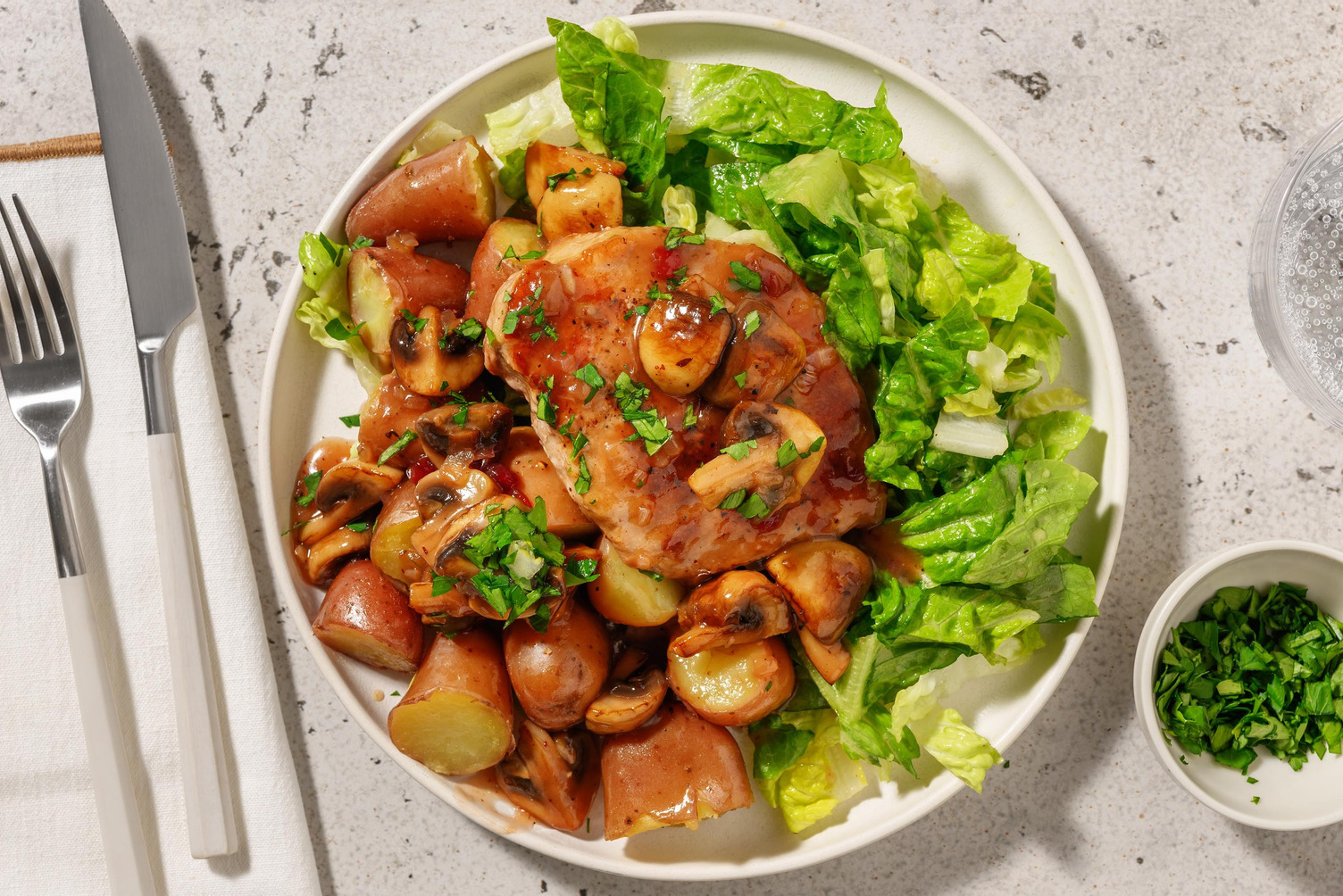 Bio-Schweinefilets in Wildpreiselbeer-Soße