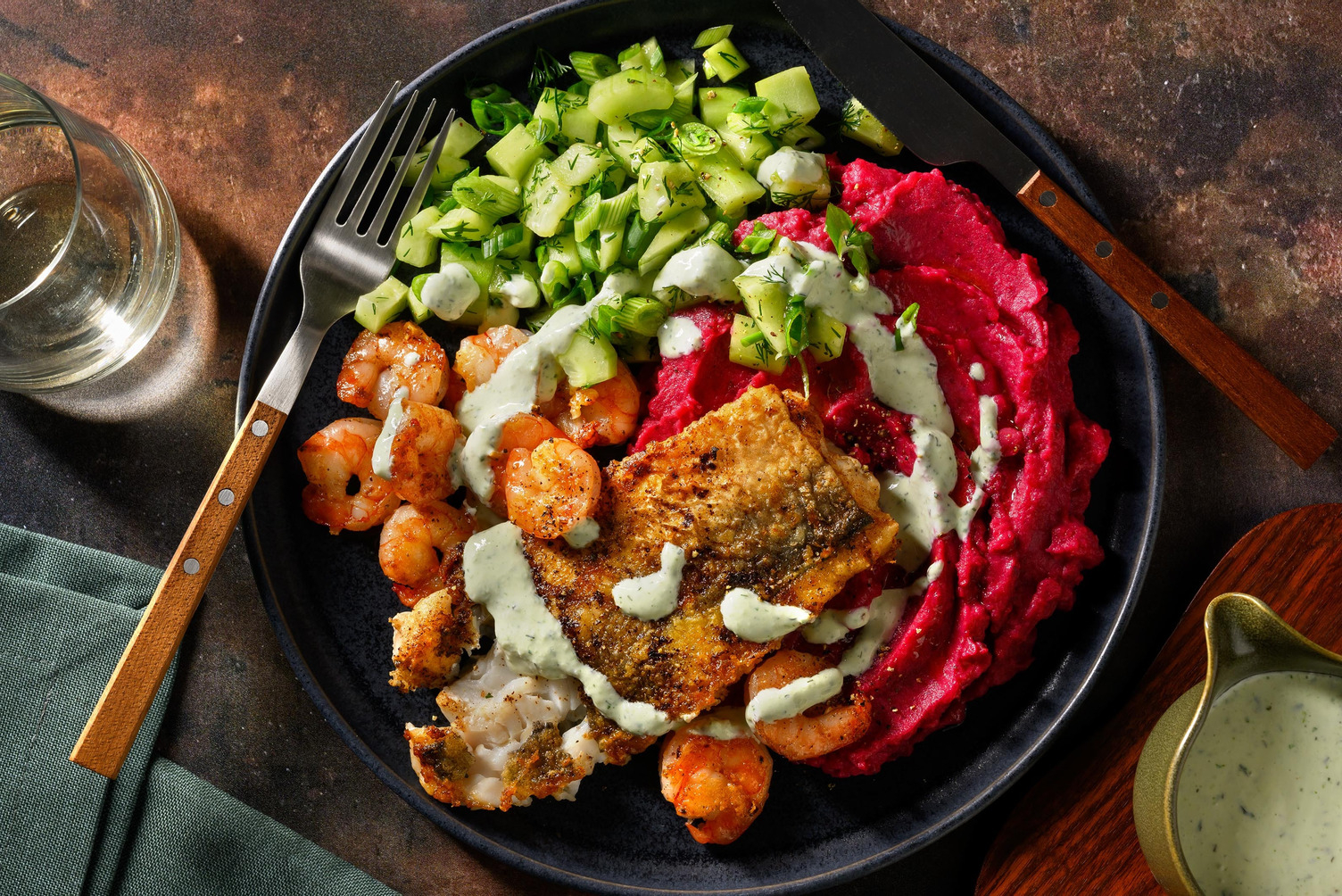 Nordsee Teller mit Seehecht und Garnelen