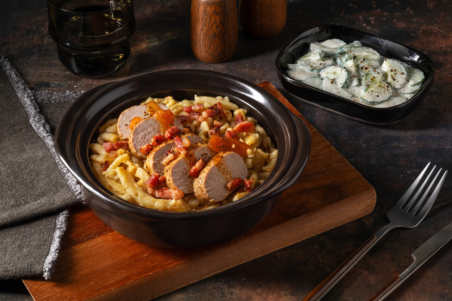 Käsespätzlepfanne mit Bio Schweinefilet