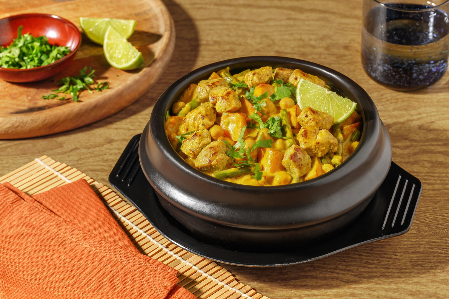 Kürbis-Kichererbsen-Curry mit Bio-Hähnchen
