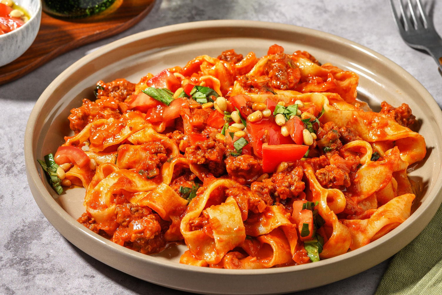 Selbst gemachte Fettuccine mit Bolognese vom Bio-Rind