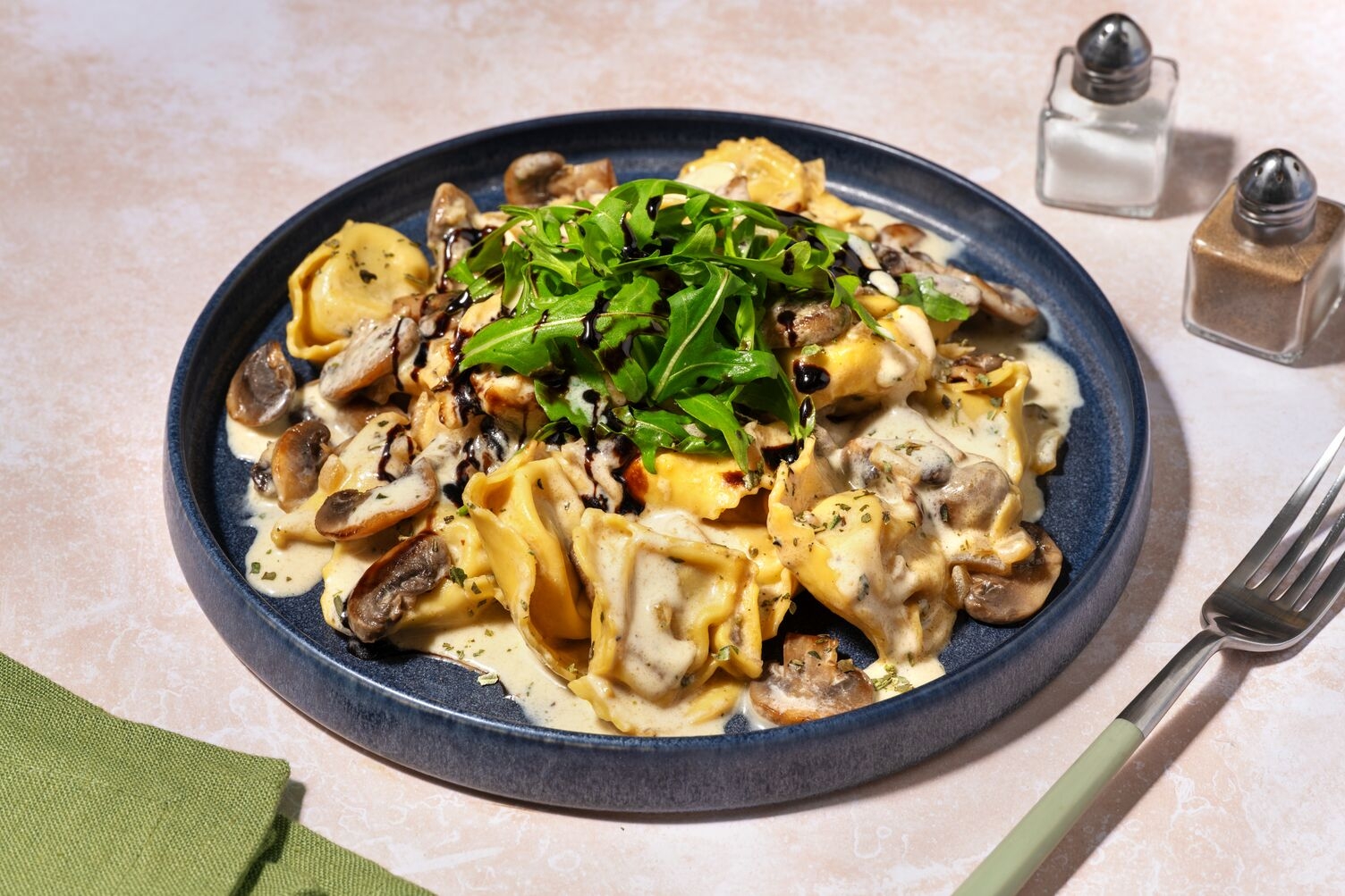 Creamy Mushroom, Spinach and Ricotta Tortelloni