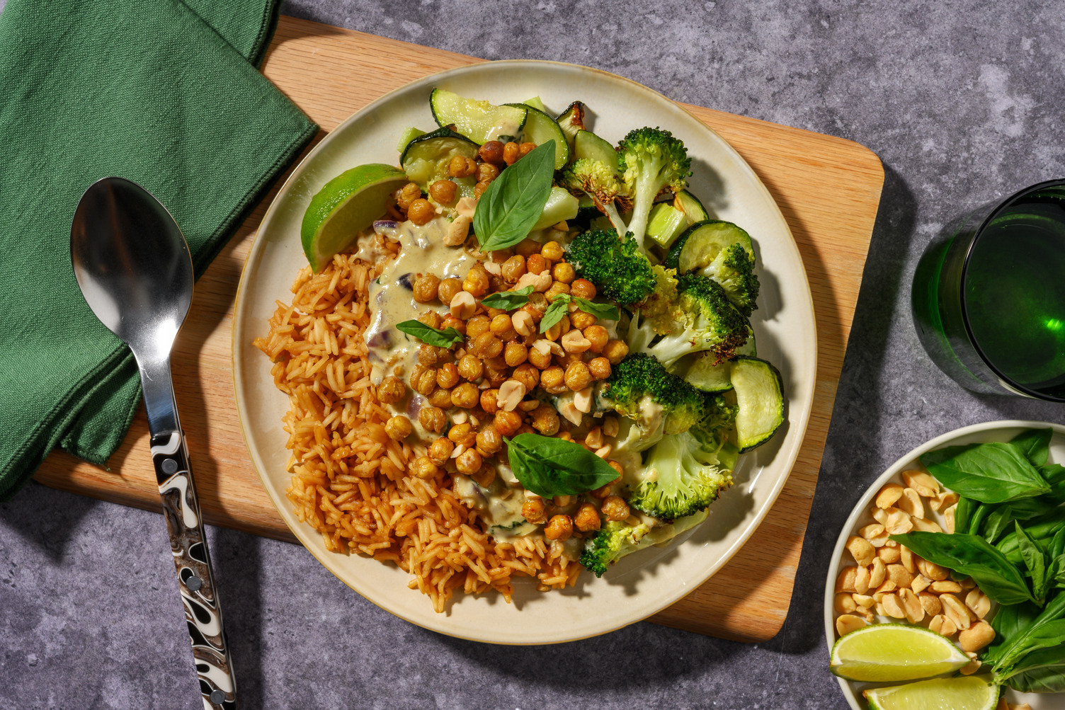 Pois chiches croustillants en sauce au curry vert