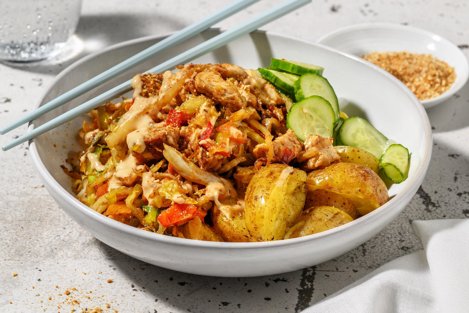 Kalkoenbowl met bulgogi-dressing 