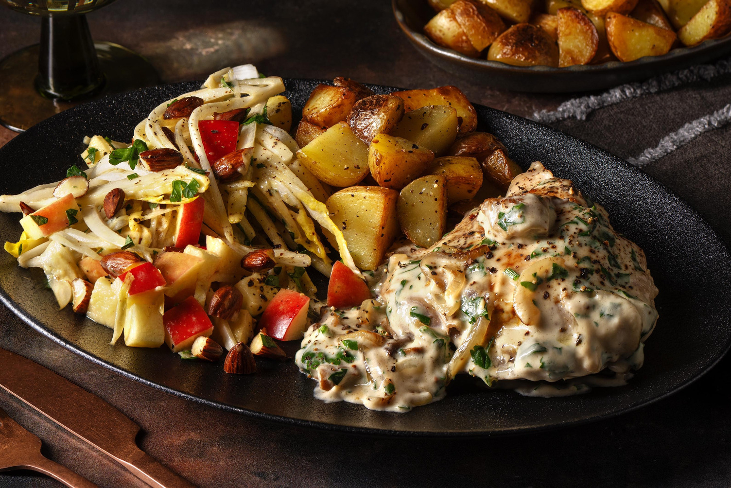 Poulet en sauce crémeuse aux champignon & sauce à l'estragon