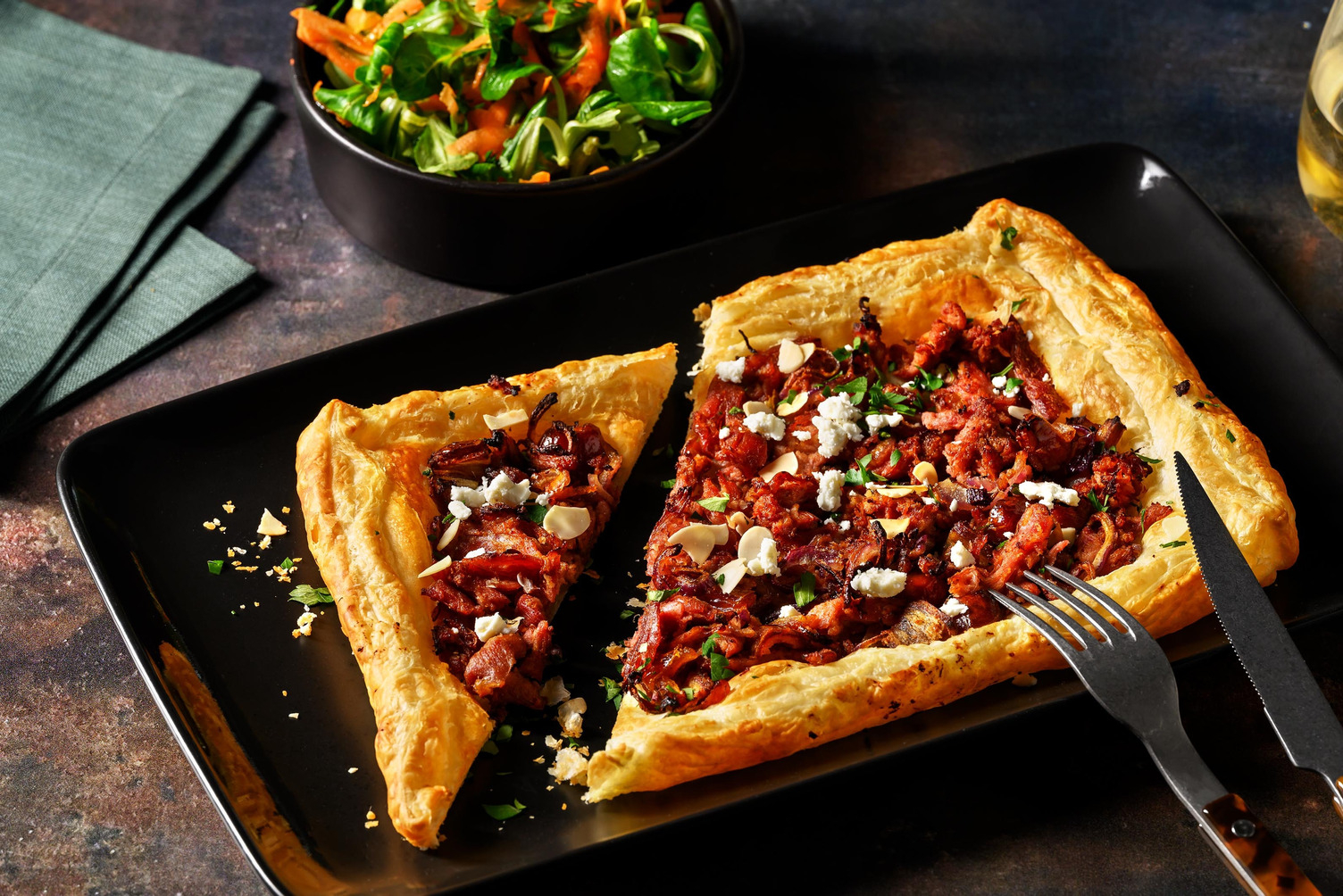 Tarte fine au canard confit à la marocaine