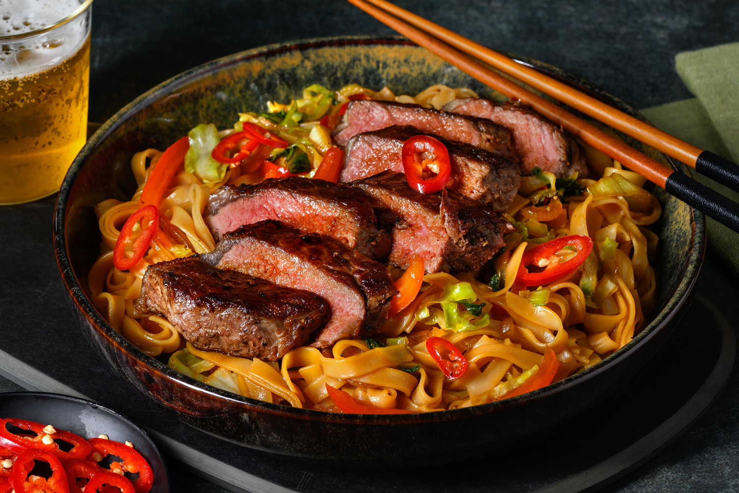 Steak met ponzu en rijstnoedels