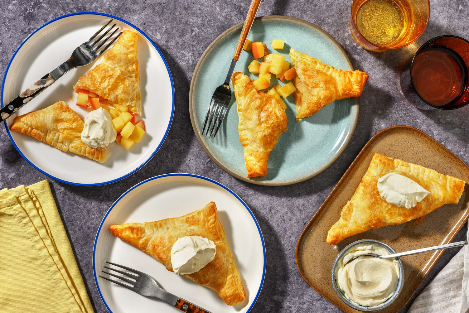 Mini-æbletærter | Bag med børnene