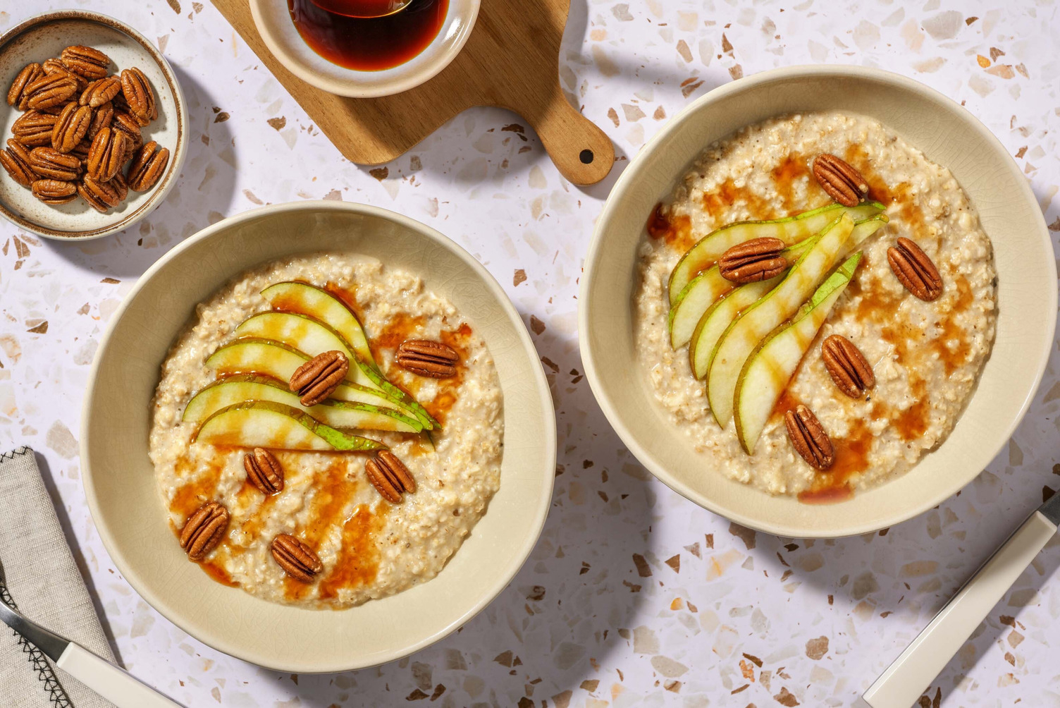 Caramelised Pecan and Pear Oats