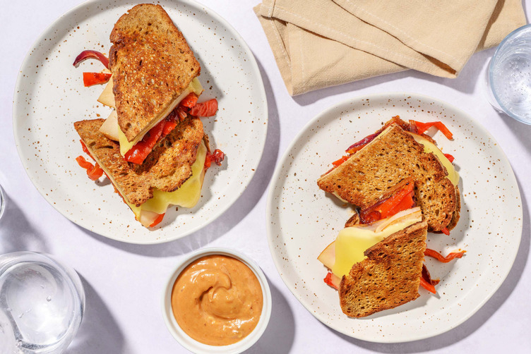 Croque au pain au levain, poulet & gouda