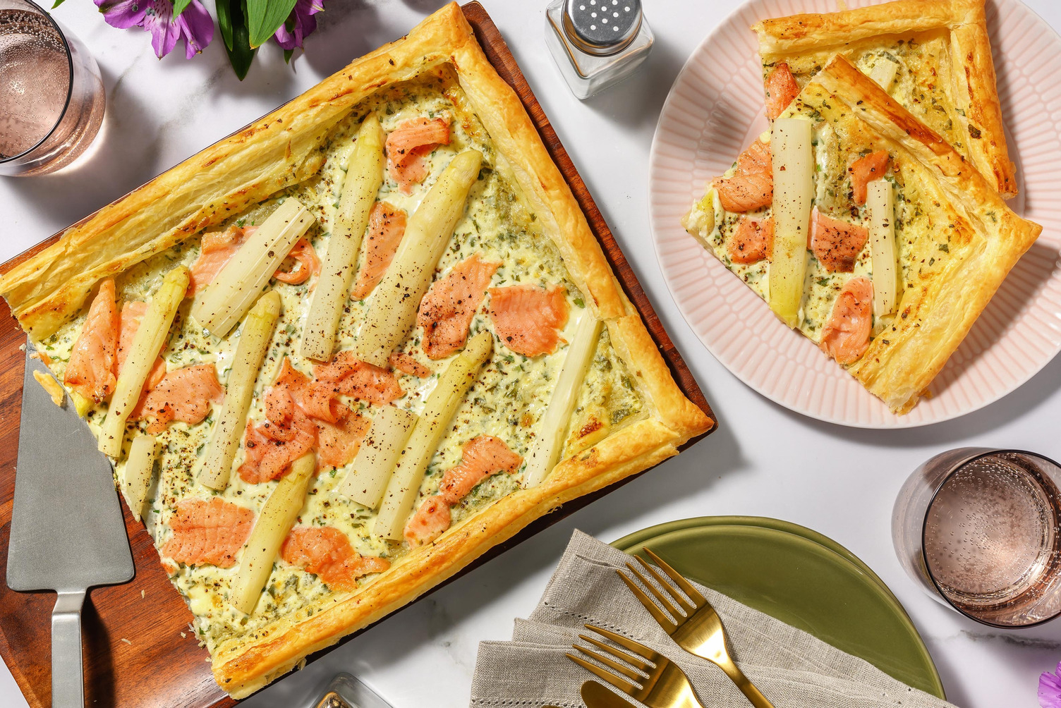 Tarte fine aux asperges blanches et saumon fumé