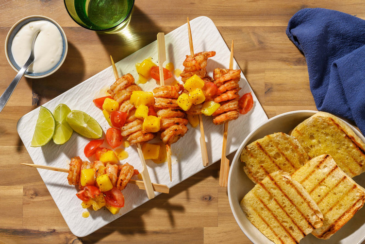 Gegrilde garnalenspiesjes met geroosterde ciabatta