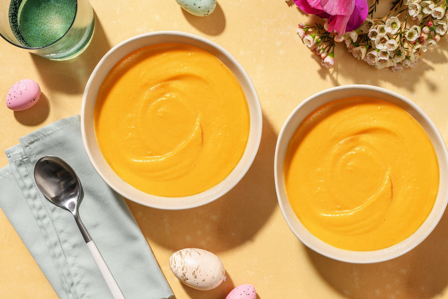 Cremige Möhrensuppe mit Kokosmilch und Ingwer