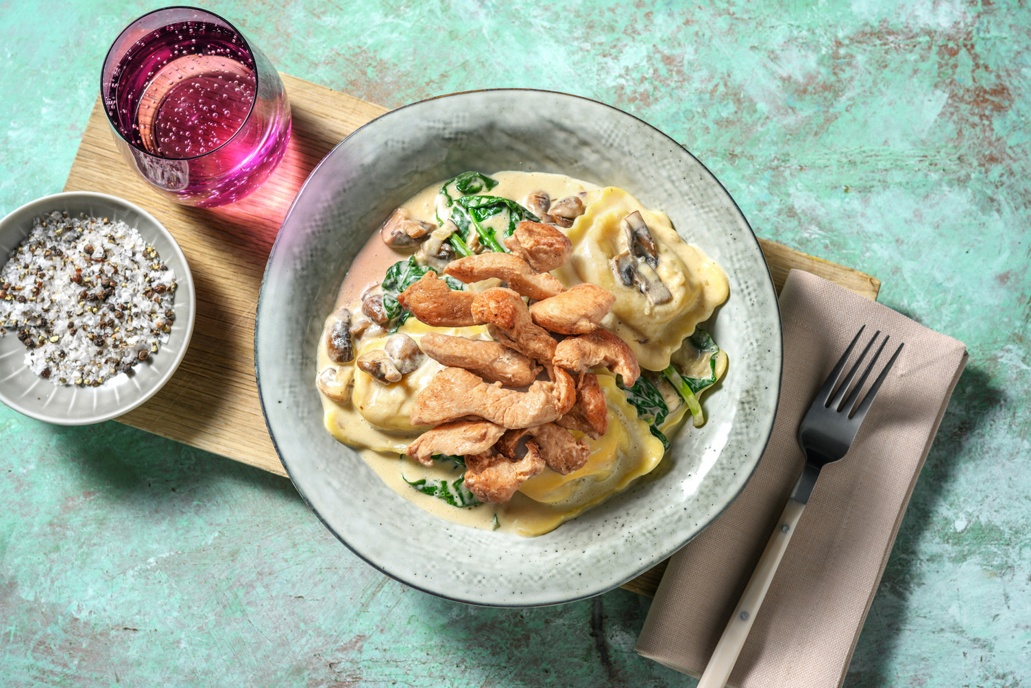 Girasoli mit Mozzarella-Füllung und Hähnchen