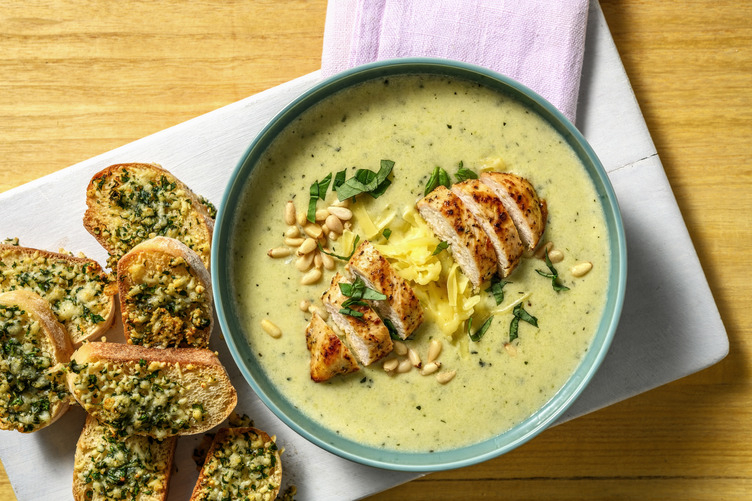 Zucchini-Kartoffel-Suppe mit extra Bio-Hähnchen