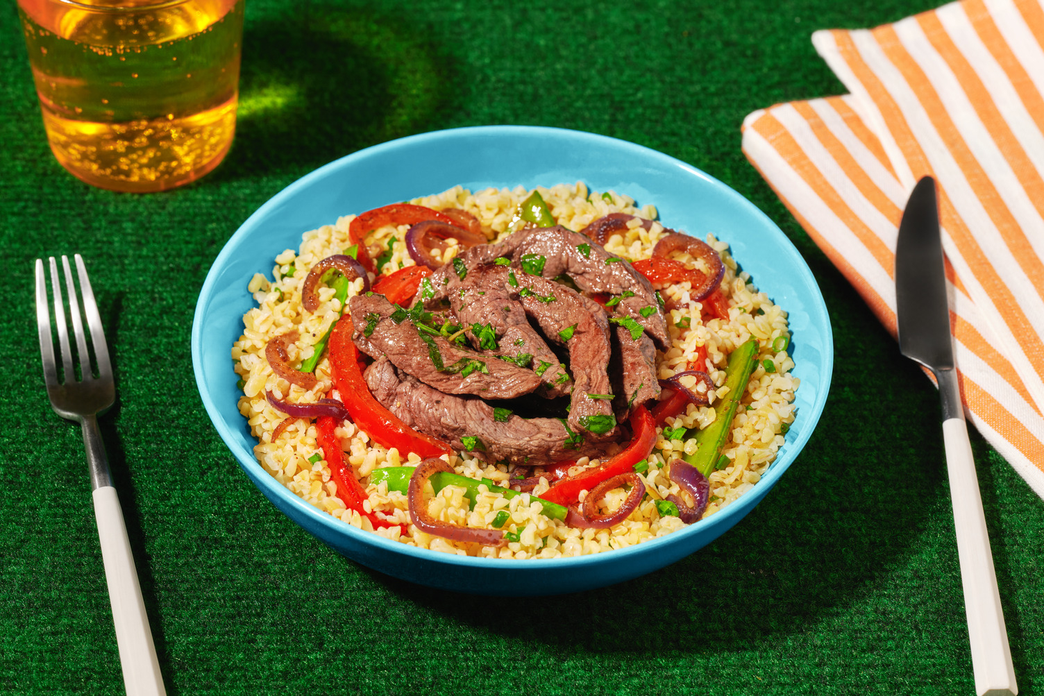 Hidde Brink's favo: biefstukreepjes met bulgur en verse kruiden