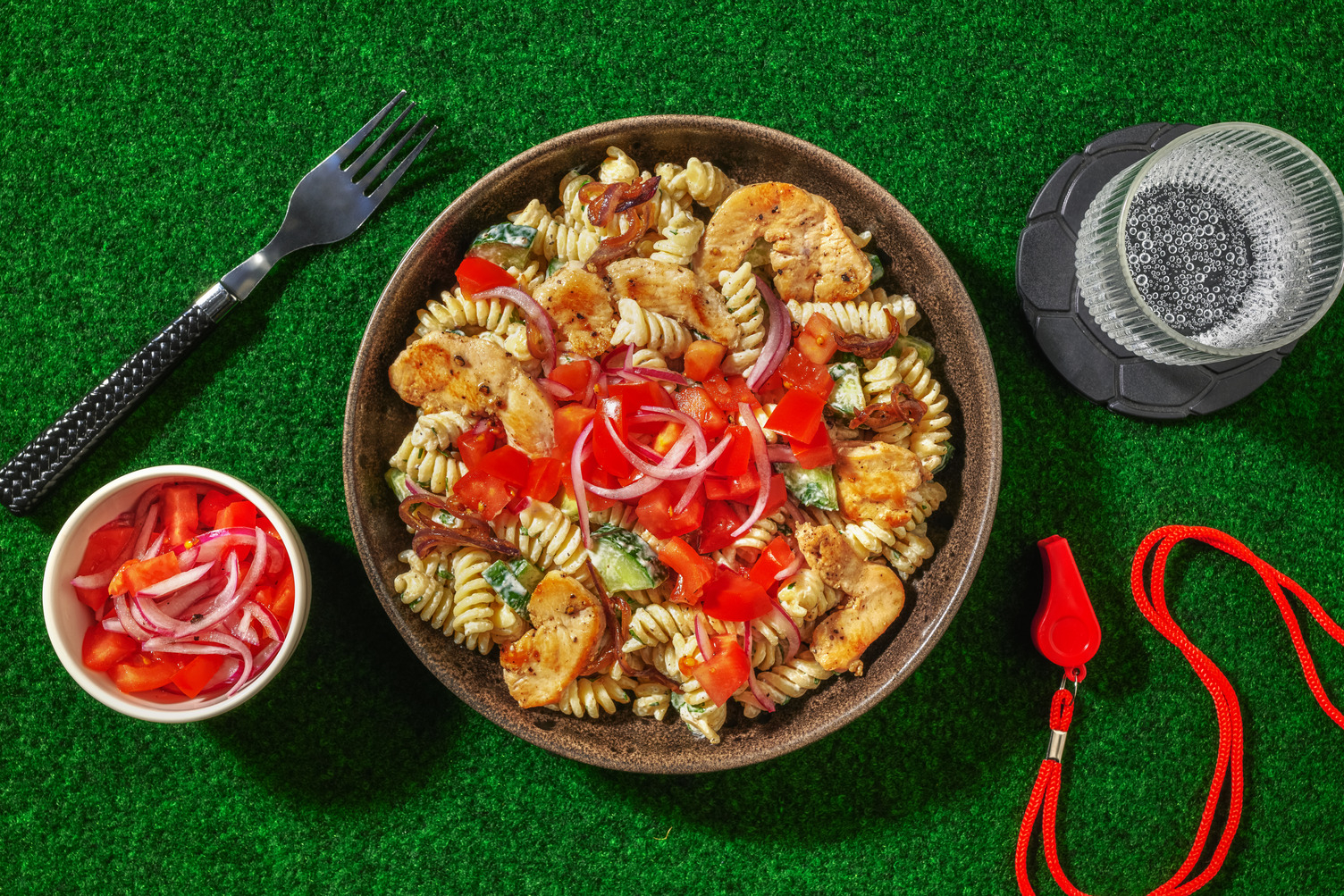 Dönerpasta mit Huhn und Kräuter-Knoblauch-Soße