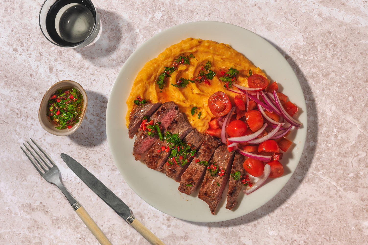 Stekt flat steak och chimichurri