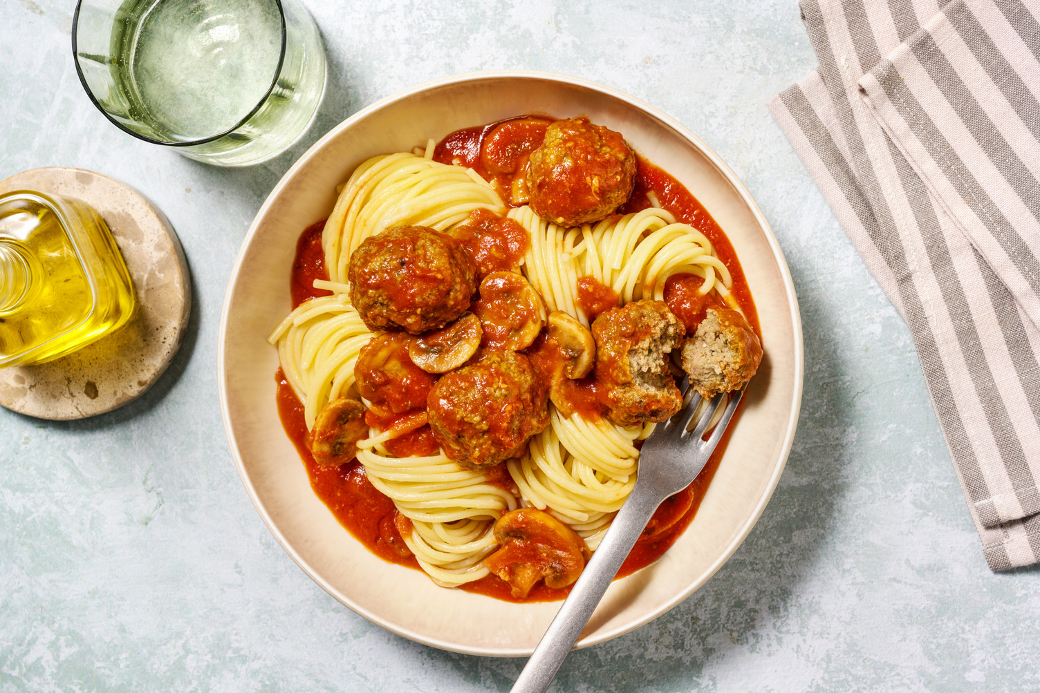 Beef & Basil ‘Pesto’ Meatball Fettuccine