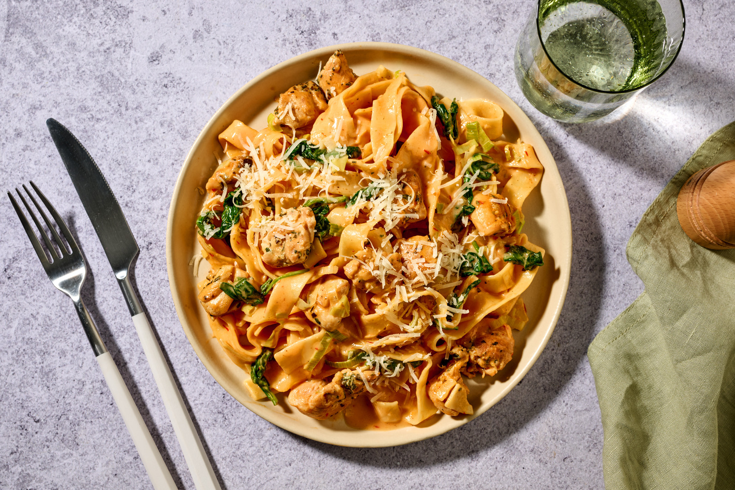 Nan's Chicken & Creamy Fettuccine