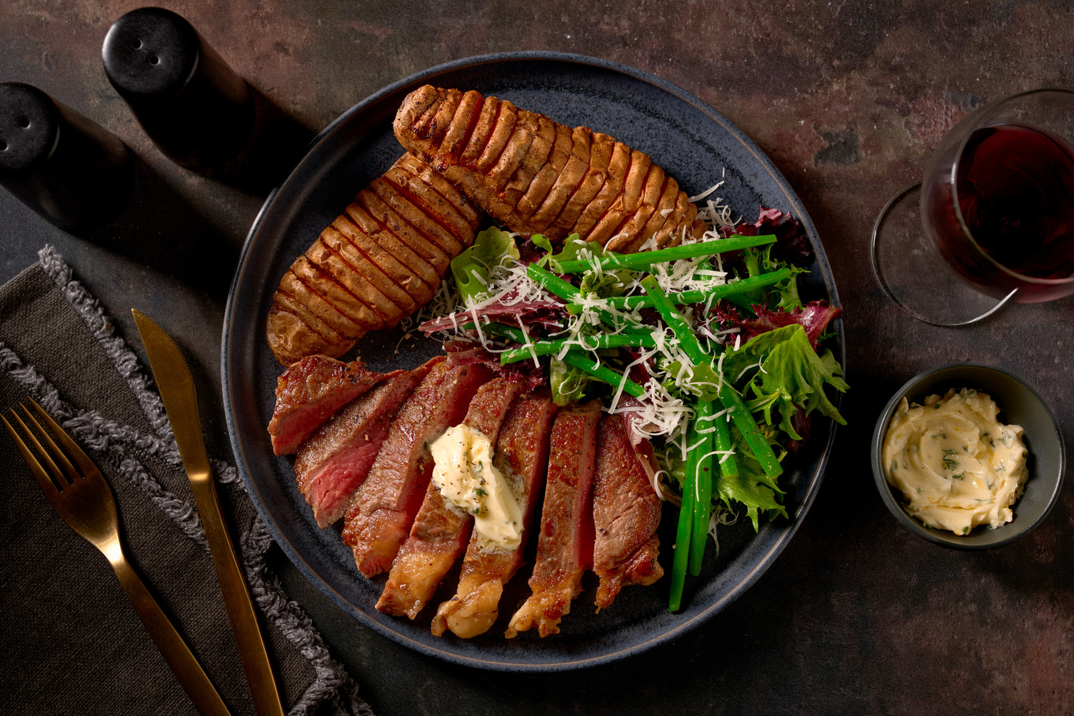 Seared Sirloin Steak & Hasselback Kūmara