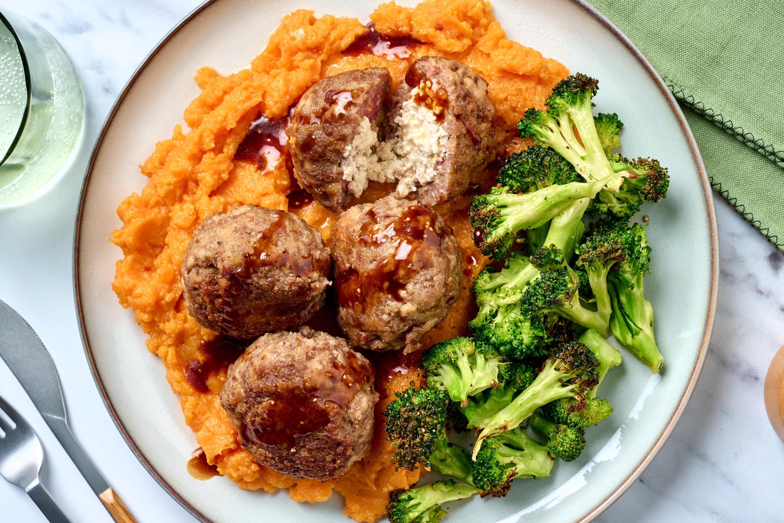 Boulettes de bœuf farcies au fromage de chèvre