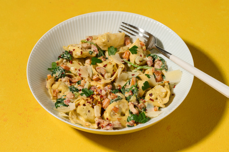 Fast Prawn & Pesto Spinach-Ricotta Tortellini