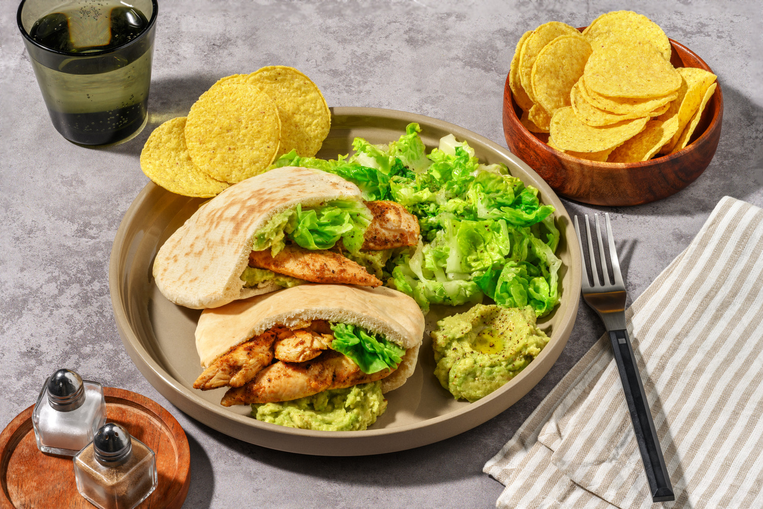 Tex-Mex Beef Mini Pita Pockets