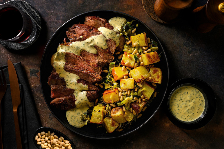 Premium Sirloin Tip & Béarnaise Sauce