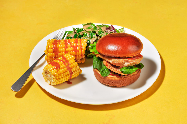 Easy Korean Gochujang Aioli Chicken Burger