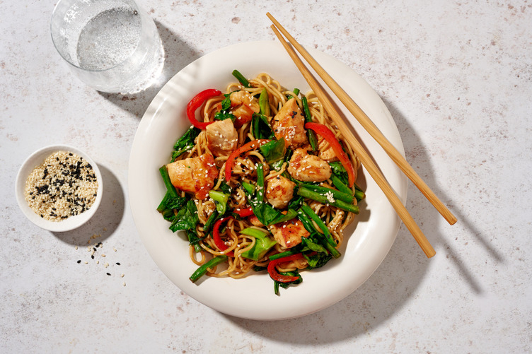 Chinese Chicken Noodle Bowl