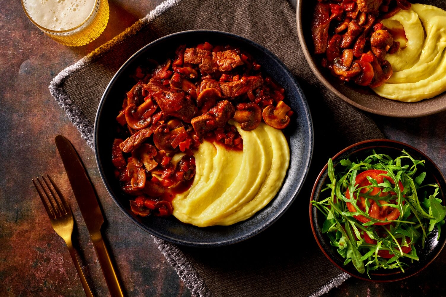 Bourguignon-gryta med kalv och bacon
