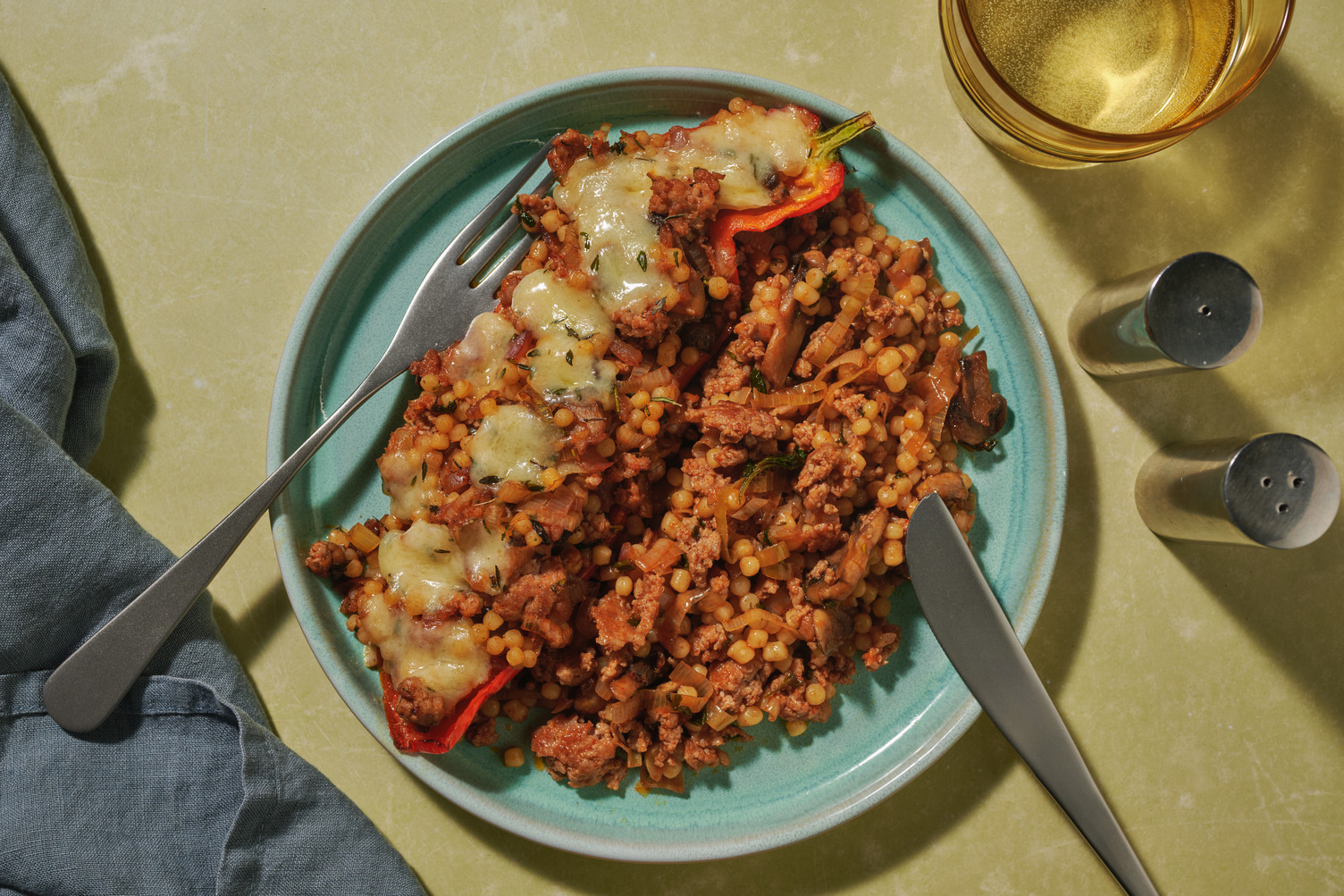 Gevulde puntpaprika's met veggie gehakt