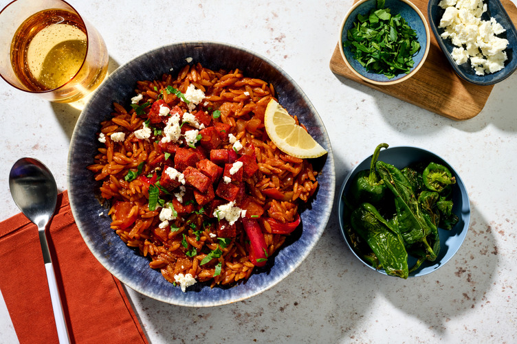 Orzotto met chorizo en padrónpepers