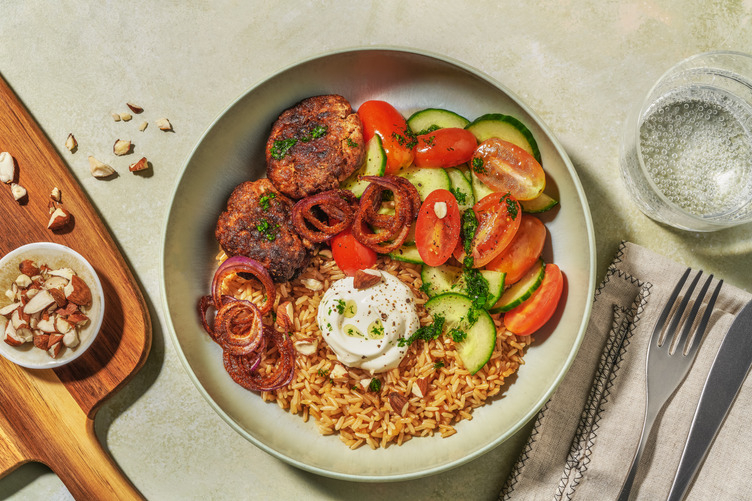 Poulet kefta, labné & huile aux herbes