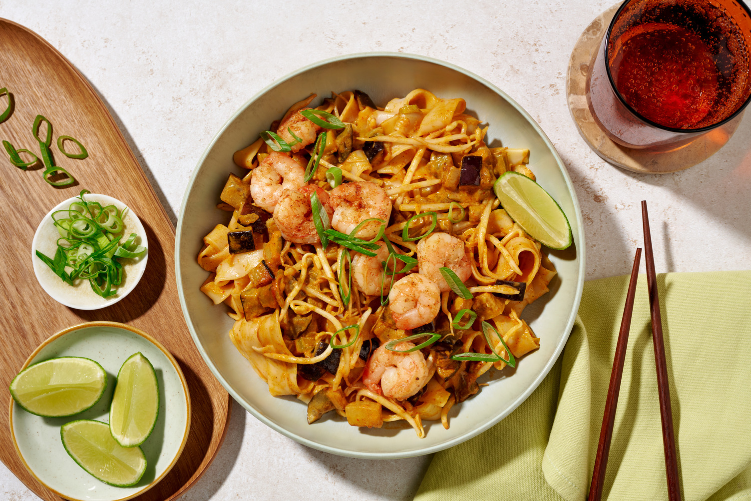 Crevettes & curry jaune d'aubergine parfumé