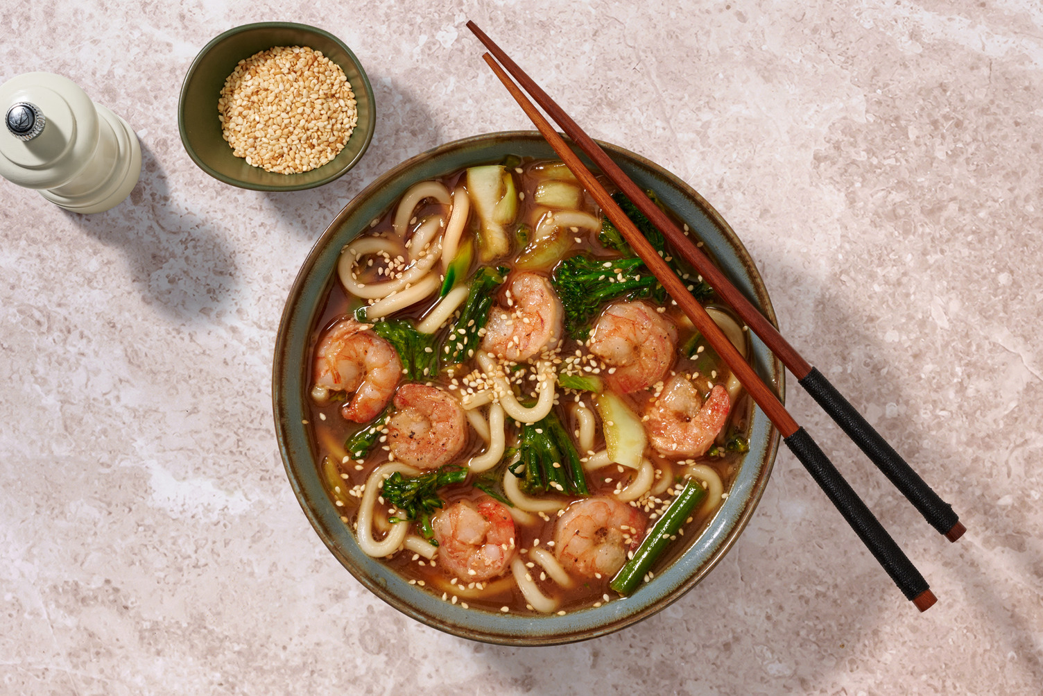 Soupe d'udon aux crevettes Teriyaki & broccolini
