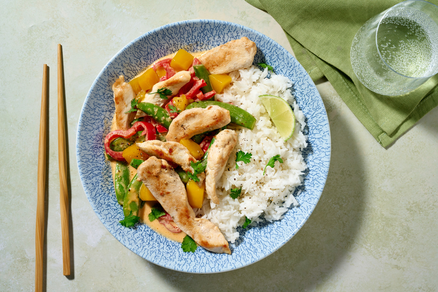 Curry de poulet exotique, mangue, coco & citron vert